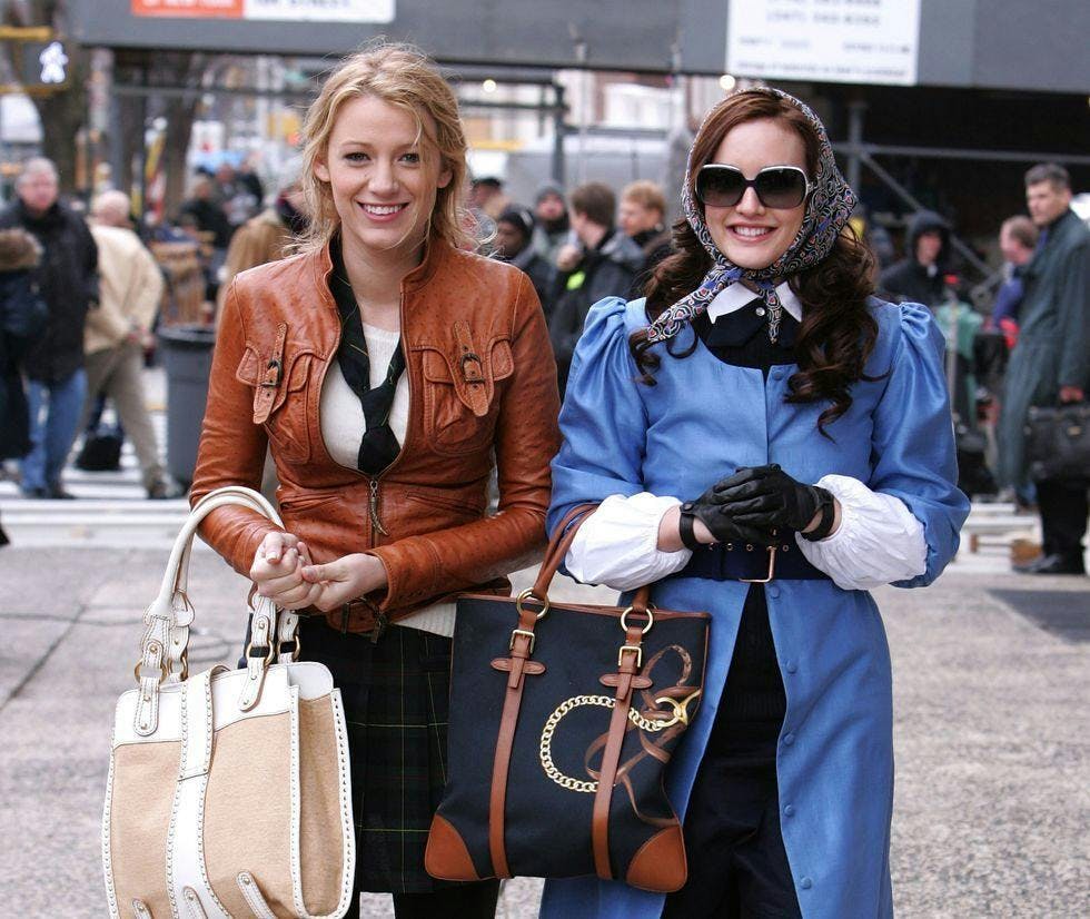 handbag accessories bag accessory person human sunglasses clothing apparel purse