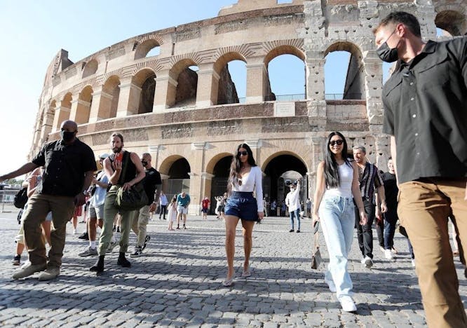 Kardashian visits the Colosseum. 