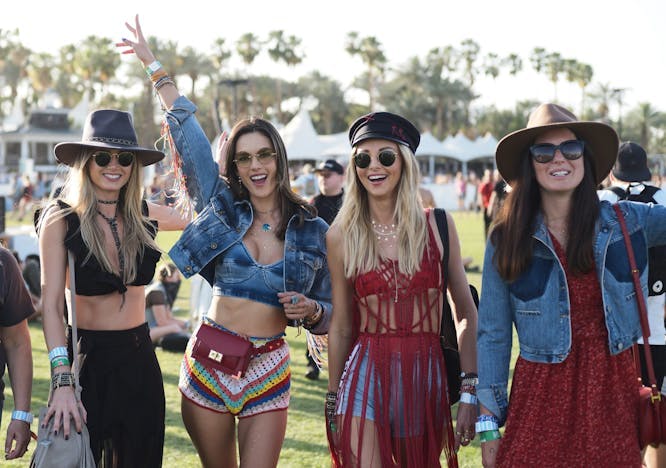 Four girls wear hippie inspired outfits to Coachella