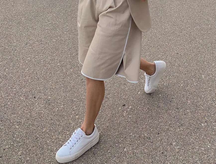 white sneakers influencer best street style