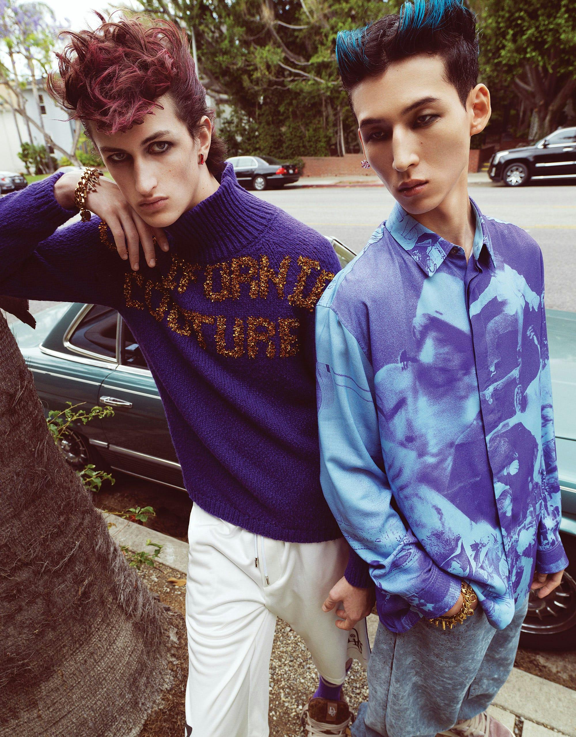 Models wearing blue tops, pants by the streets