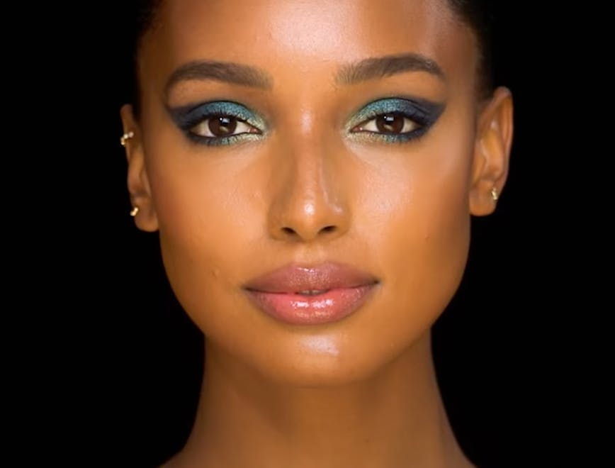 blue eyeshadow color trend: Jasmine Tookes.